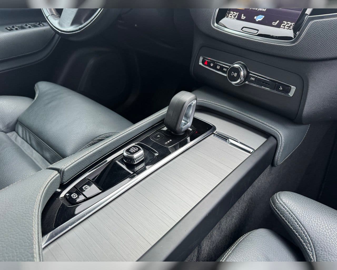 2022 Volvo XC90