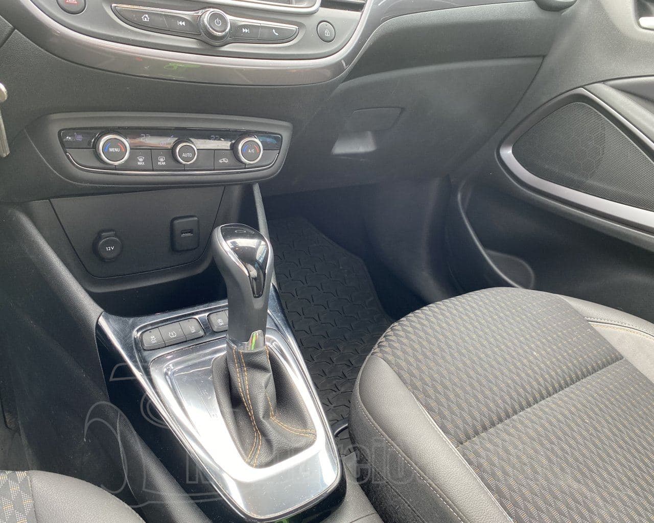 2018 Opel Crossland X