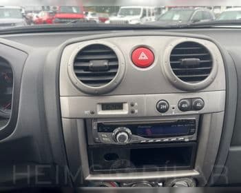 2007 Isuzu D-Max AT