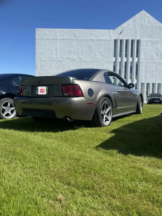 2002 Ford Mustang
