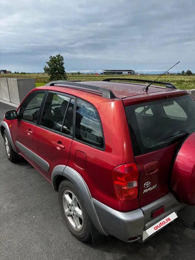 2002 Toyota RAV4