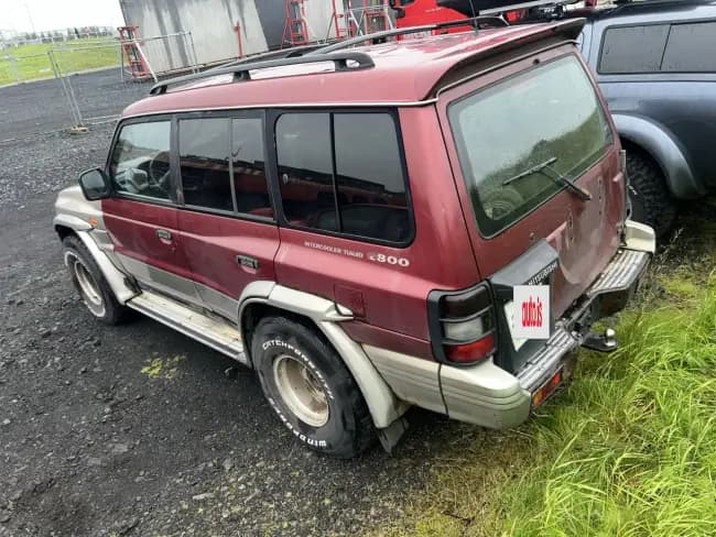 1999 Mitsubishi Pajero