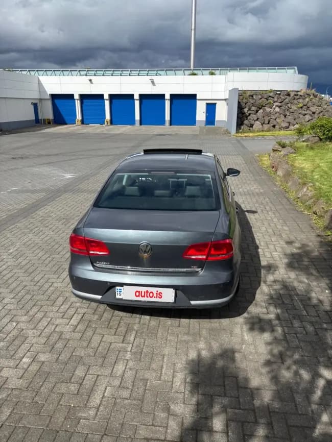 2011 Volkswagen Passat