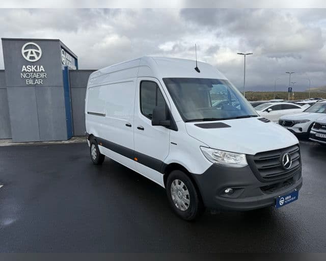 2025 Mercedes-Benz Sprinter-E Business