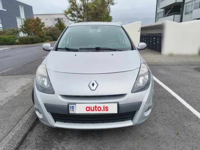 2011 Renault Clio