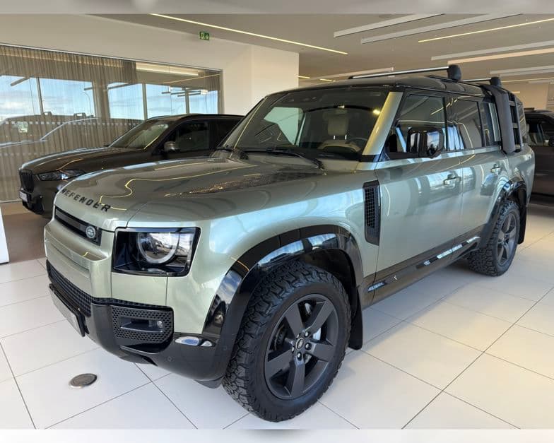 2024 Land Rover Defender 130 HSE X-Dynamic D300