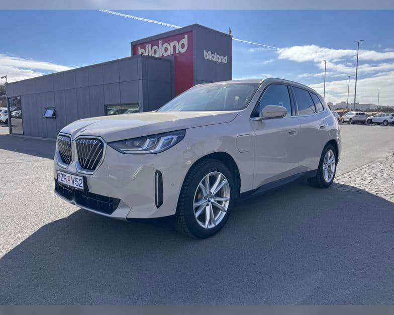 2025 BMW X3 30e xDrive X-Line