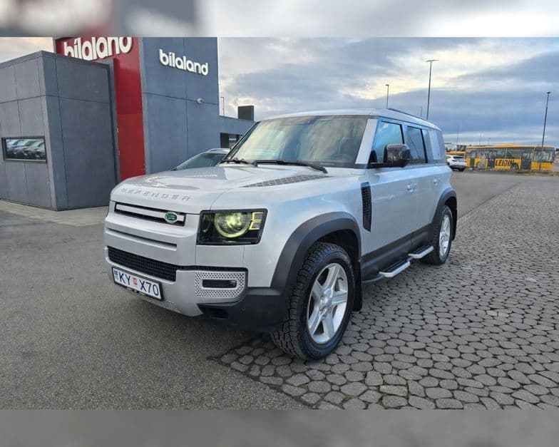2024 Land Rover Defender SE D200