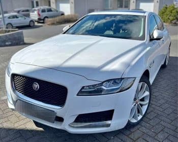 2017 Jaguar XF Prestige