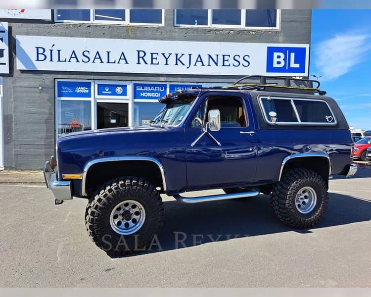 1983 Chevrolet 20 Custom Deluxe