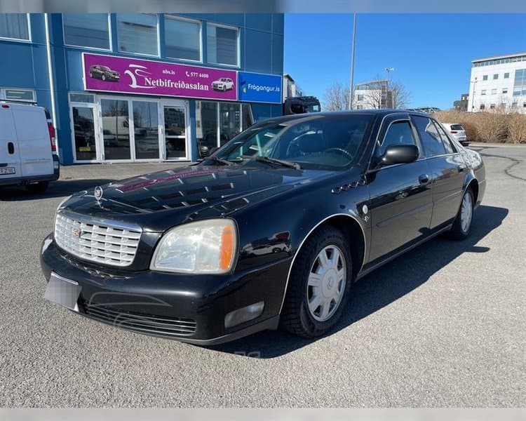 2004 Cadillac DeVille Base