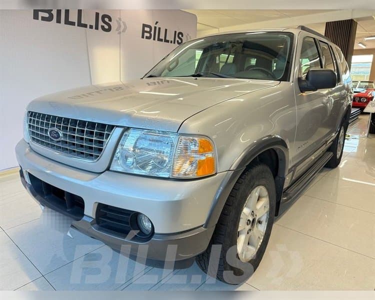 2004 Ford Explorer XLT