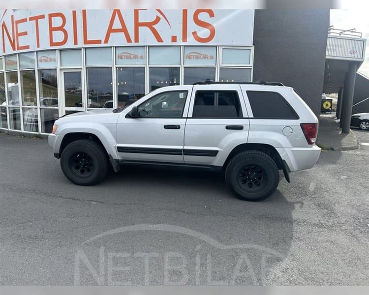 2004 Jeep Grand Cherokee Laredo