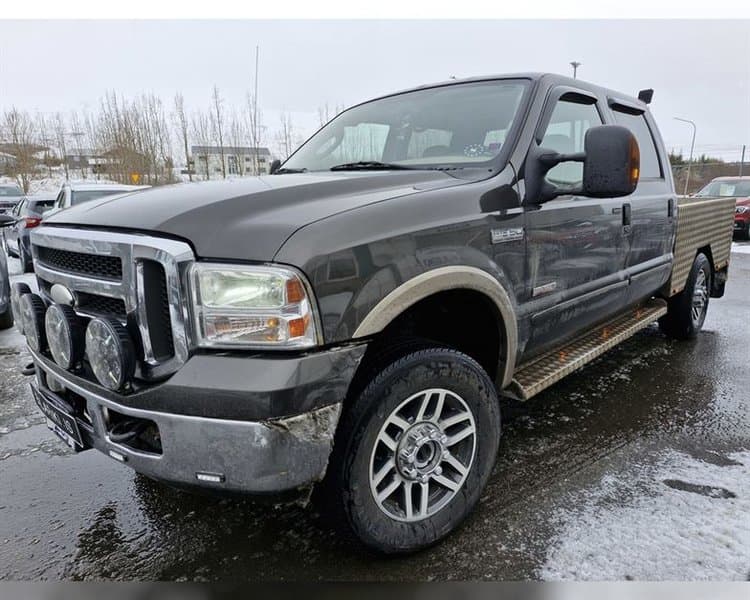 2005 Ford F-350 Crew