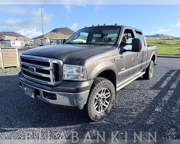 2005 Ford F-350 Crew SRW