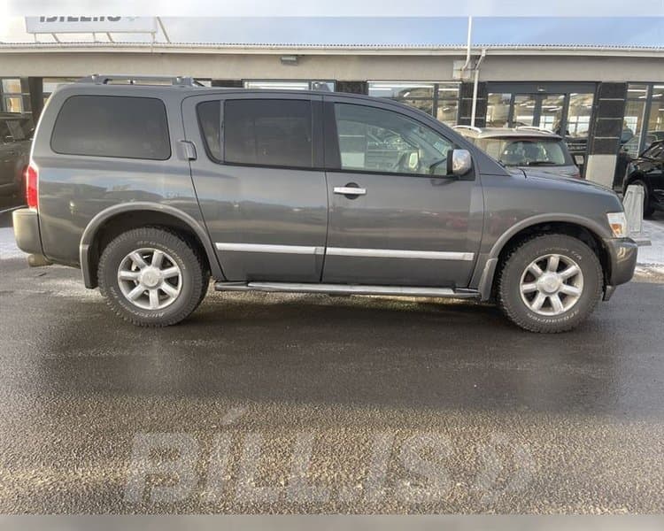 2005 Infiniti QX56