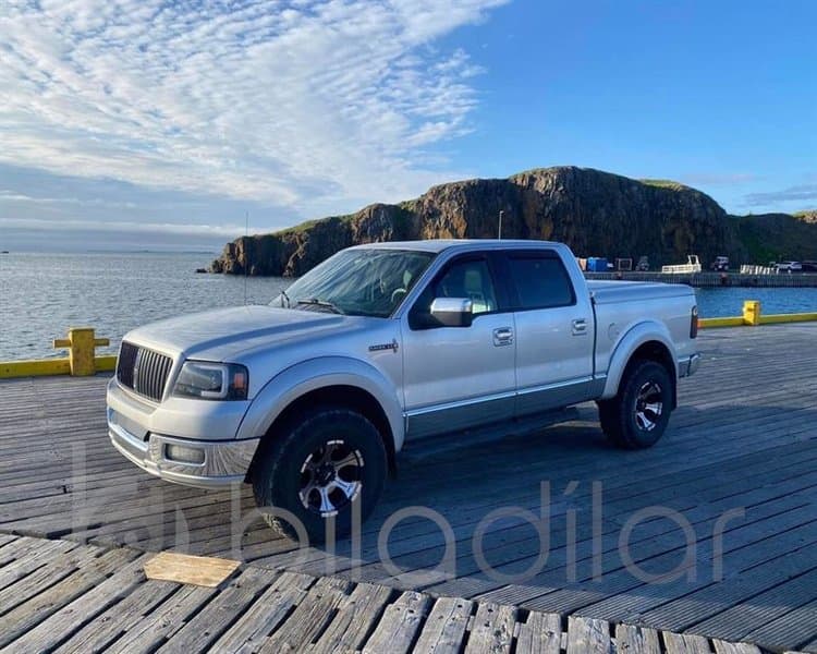 2005 Lincoln Mark LT