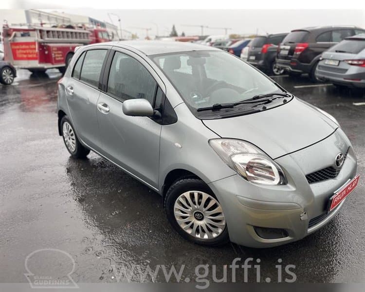 2011 Toyota Yaris
