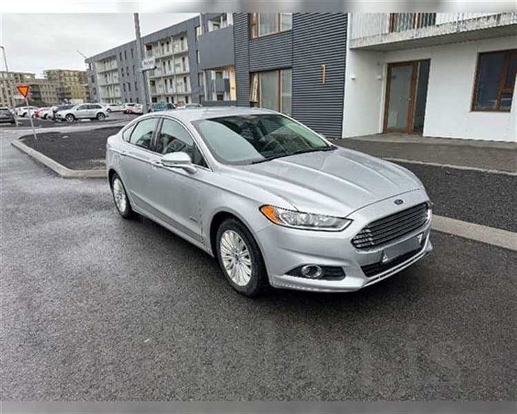 2013 Ford Fusion Hybrid