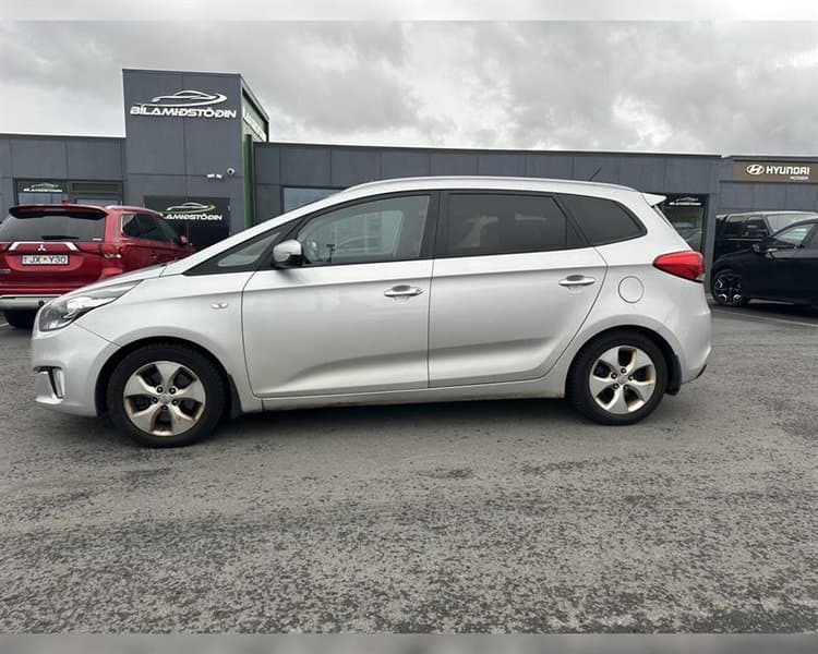 2014 Kia Carens