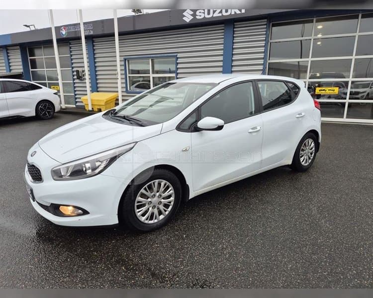 2015 Kia Ceed LX