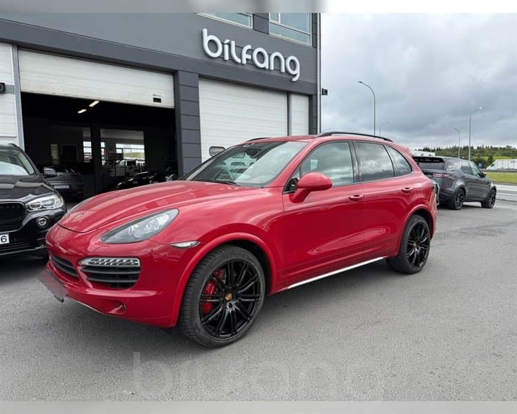2015 Porsche Cayenne S V8