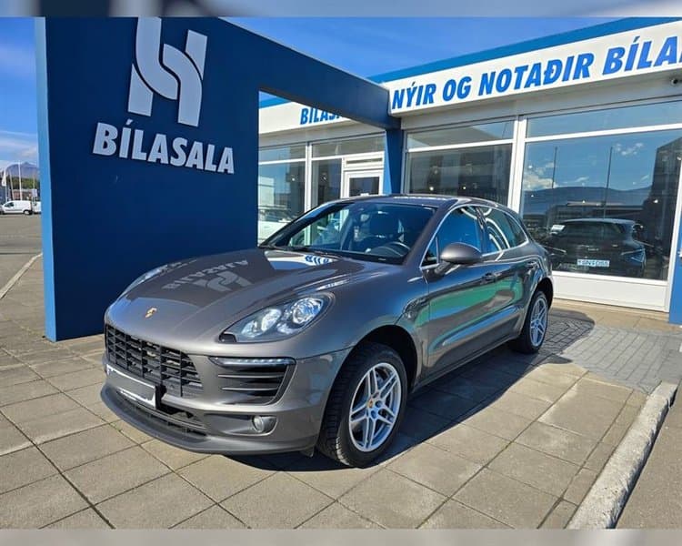 2015 Porsche Macan S