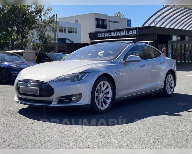 2015 Tesla Model S P85d AWD