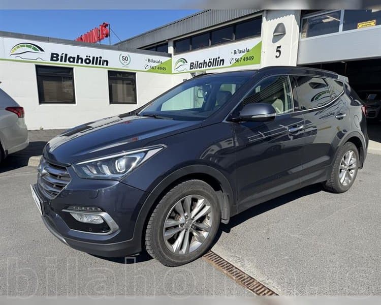 2016 Hyundai Santa Fe LE UR