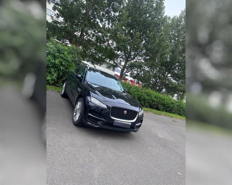 2016 Jaguar F-Pace