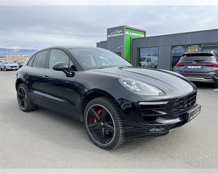 2016 Porsche Macan Turbo