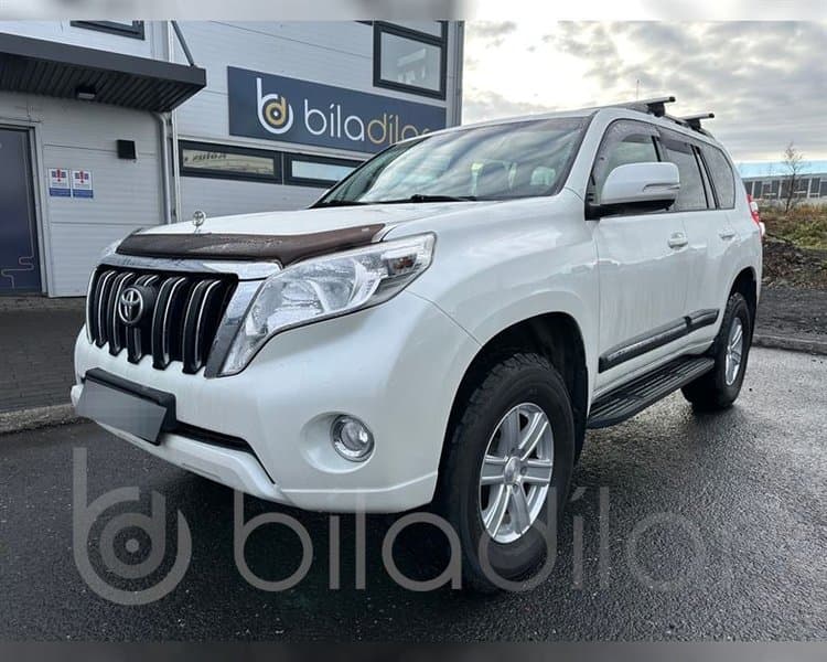 2016 Toyota Land Cruiser 150 Series GX 33