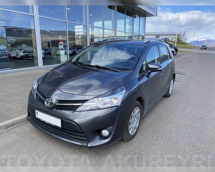 2016 Toyota Verso Live