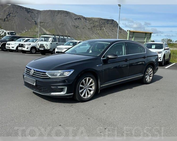 2016 Volkswagen Passat GTE