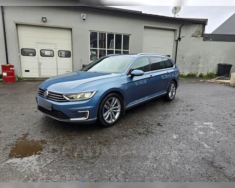 2016 Volkswagen Passat GTE Premium