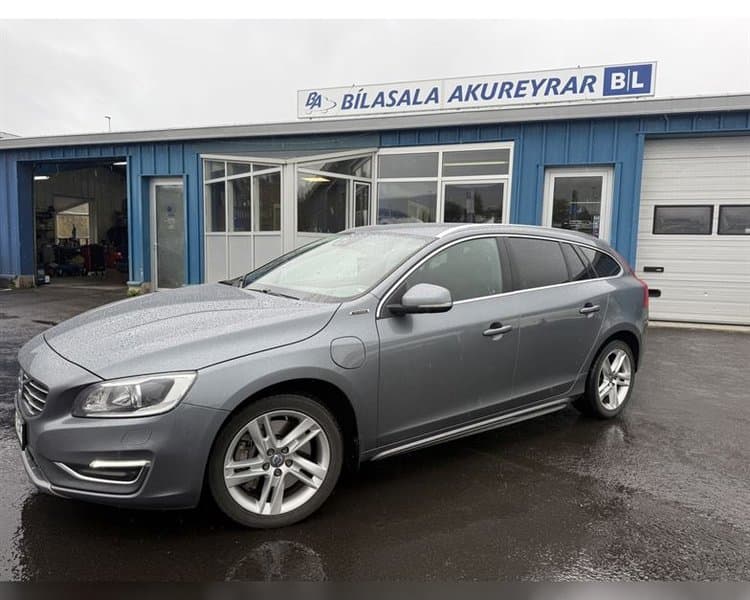 2016 Volvo V60 Plug IN Hybrid AWD