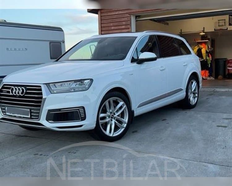 2017 Audi Q7 e-tron