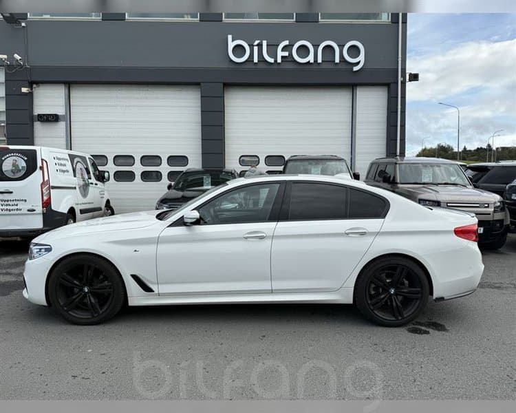 2017 BMW 5 Series 520d M Sport