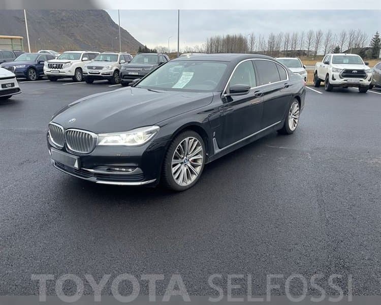 2017 BMW 7 Series 740LE xDrive Iperformance