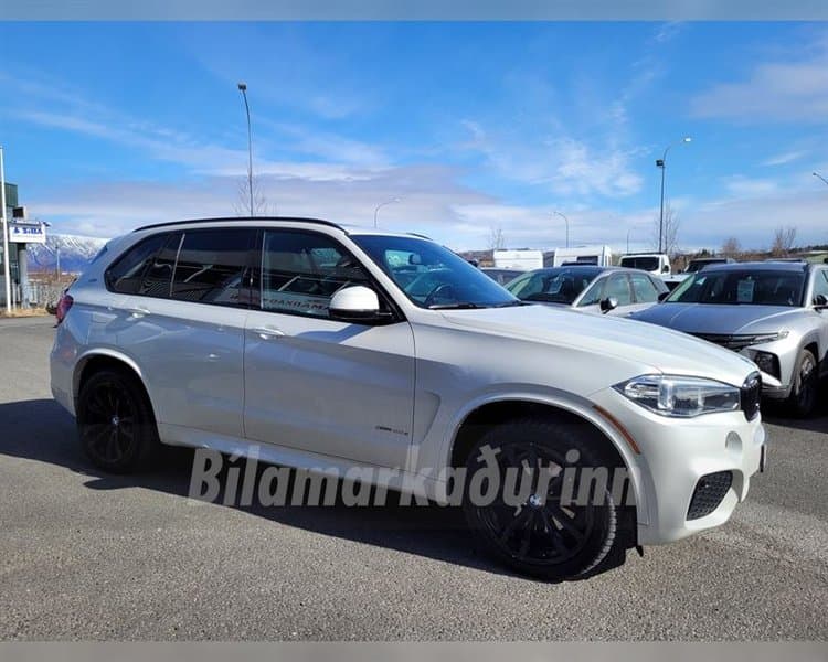2017 BMW X5 40e M-Sport
