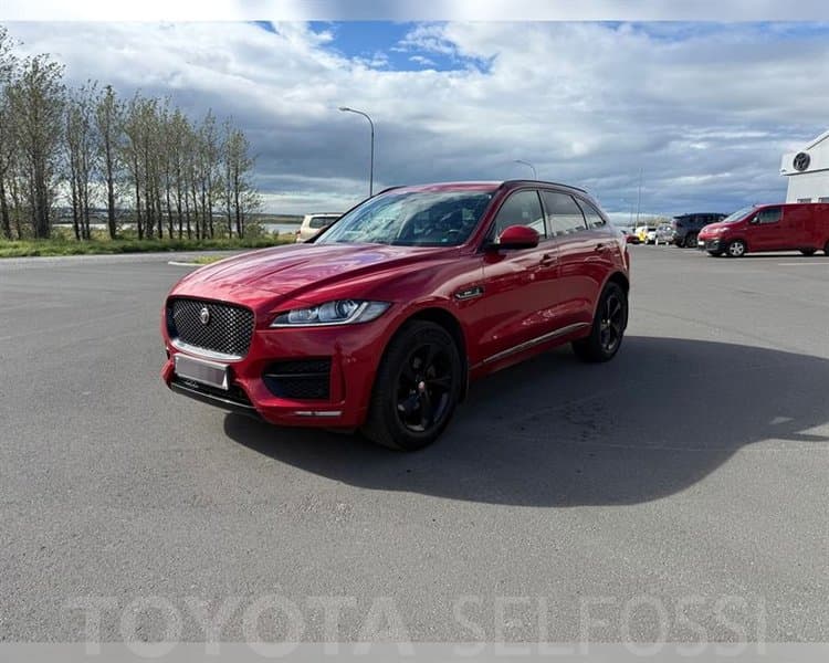 2017 Jaguar F-Pace