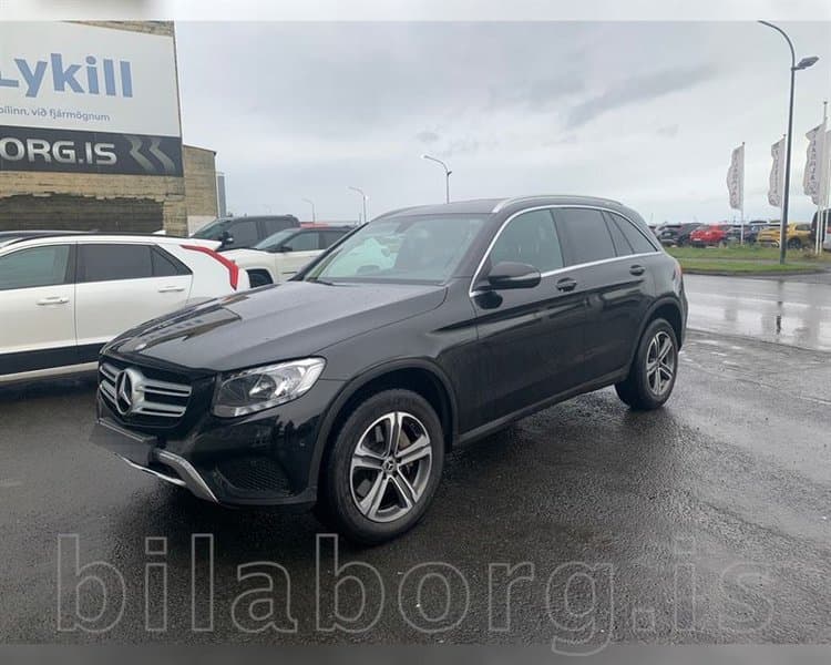 2017 Mercedes-Benz GLC 220 4MATIC