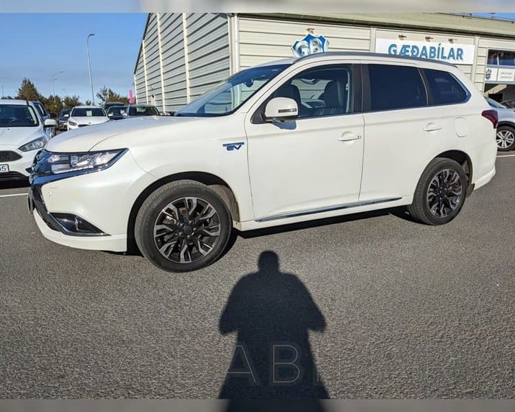 2017 Mitsubishi Outlander Instyle PHEV
