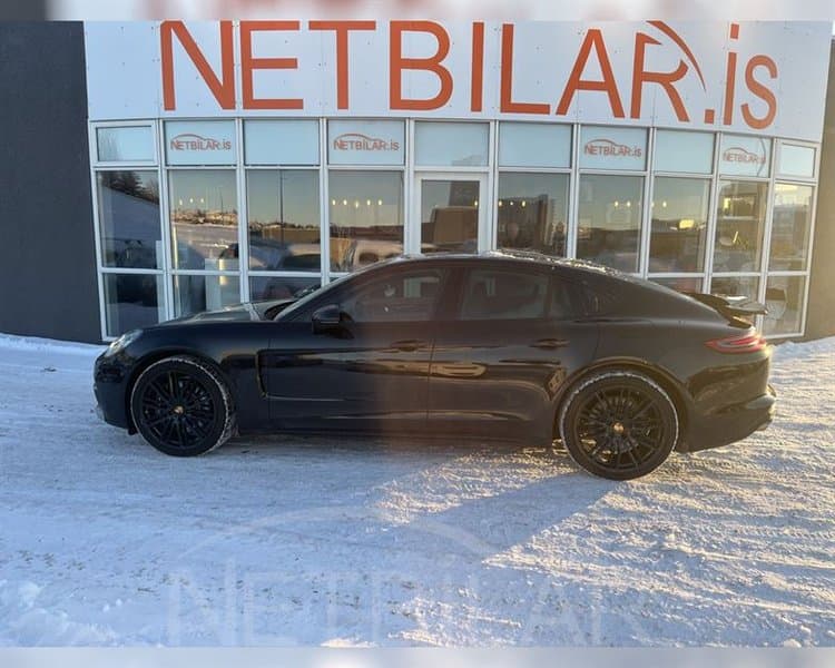 2017 Porsche Panamera 4 E-Hybrid