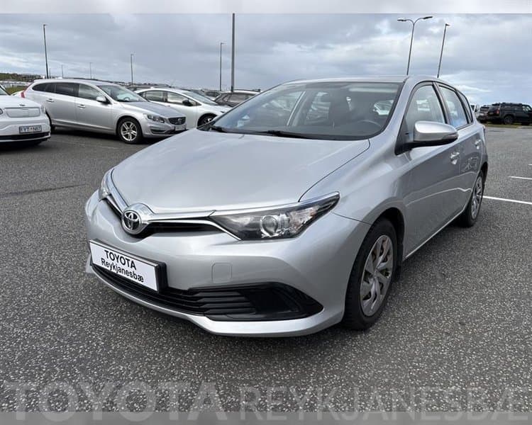 2017 Toyota Auris Live 1 33 6 Gíra