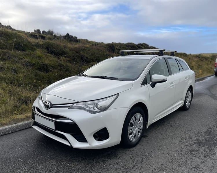 2017 Toyota Avensis W/G Live