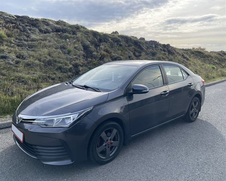 2017 Toyota Corolla S/D Live
