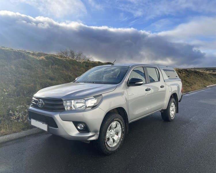 2017 Toyota Hilux Double CAB LX