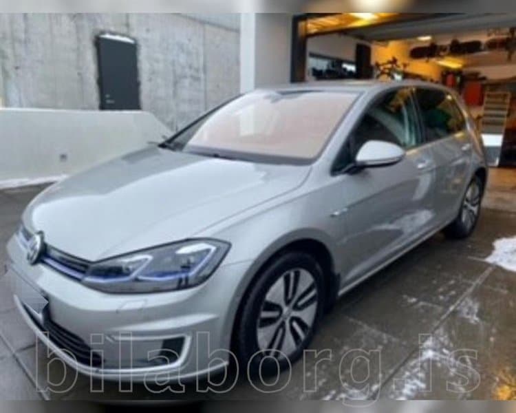 2017 Volkswagen Golf Premium