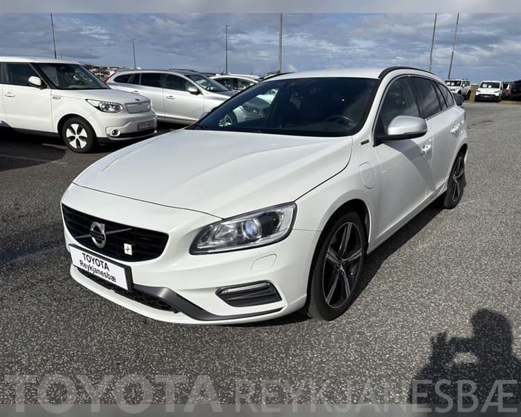 2017 Volvo V60 Twin Engine Plug-in